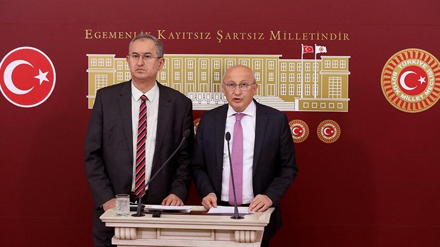 USTA GAZETECİLERİN DE KARTLARI İPTAL EDİLDİ