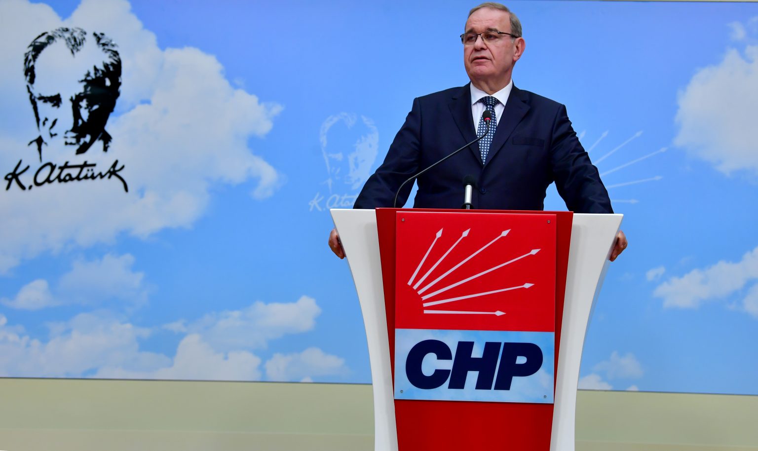 Sarayın bal demesiyle milletin ağzı tatlanmıyor