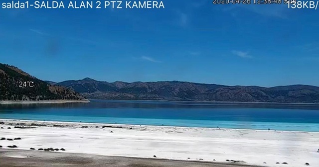 Salda Gölü’nün 24 saat izleneceği canlı yayına başladı
