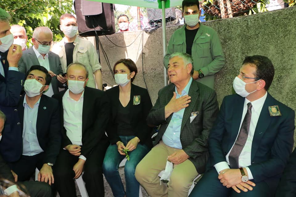 İmamoğlu Başkan Genç’i acı gününde yalnız bırakmadı