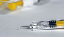 AstraZeneca Covid-19 aşı denemelerini yeniden başlattı