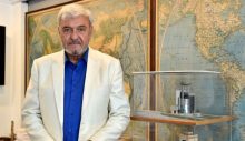 Ahmet Vefik Alp hayatını kaybetti