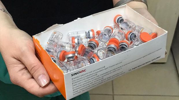 Sinovac aşısının yeni partisi geldi
