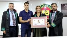 Katledilen Tahir Elçi’nin eşi Türkan Elçi avukatlık ruhsatını aldı