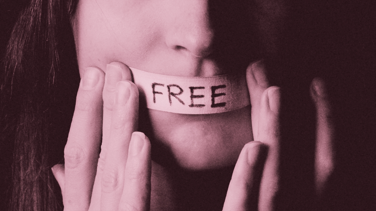 ‘Eleştiriyi Susturmak’ yayına girdi.