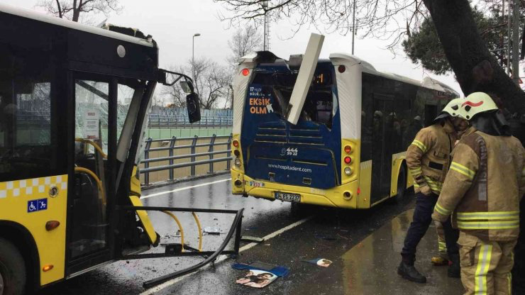Sarıyer’de İETT otobüsleri çarpıştı