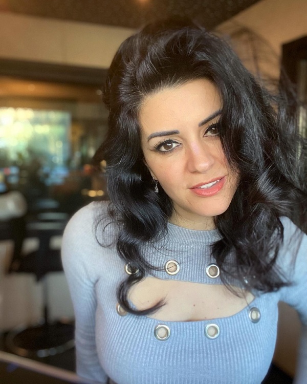 Yılın En İyi Kadın Radyo Programcısı ödülünü aldı