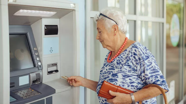 Emekli bayram ikramiyeleri açıklandı.