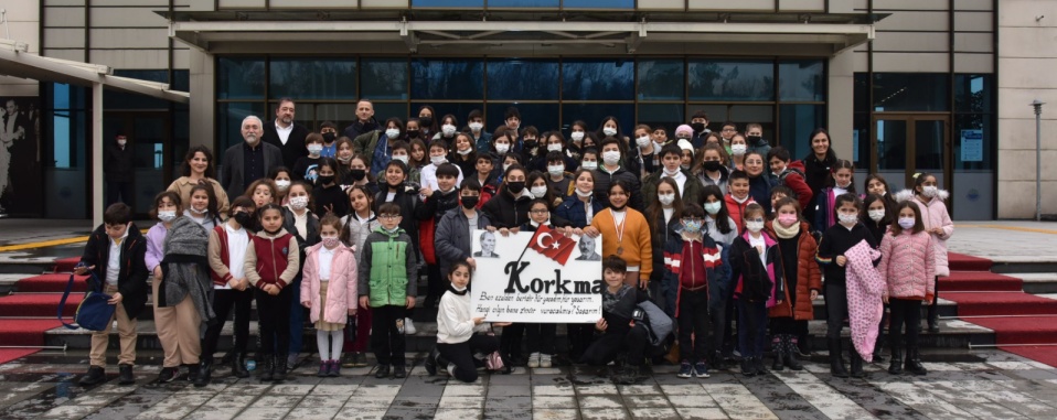 SAGEM ÖĞRENCİLERİNDEN MEHMET ÂKİF ERSOY’A ARMAĞAN