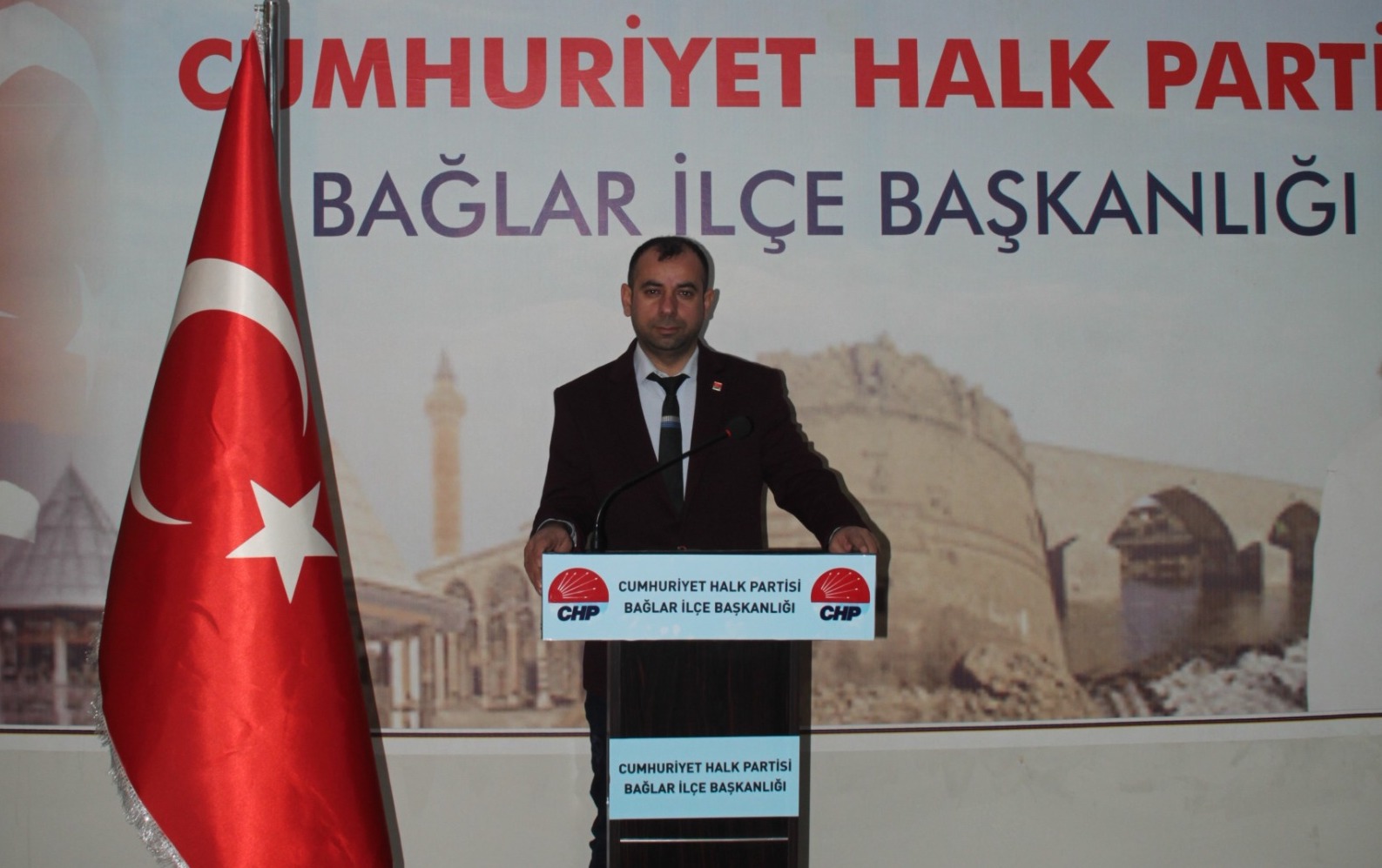 BAŞKAN YAVUZ: CEZAEVLERİ MAHKUM KAYNIYOR!