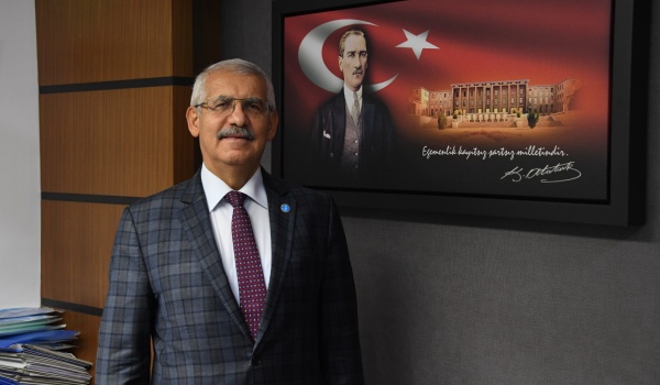 ÇİFTÇİLERİMİZİN TOPLAM BORCU 255 MİLYAR LİRA