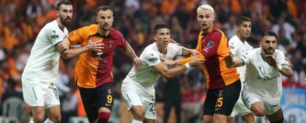 Galatasaray ilk mağlubiyetini aldı