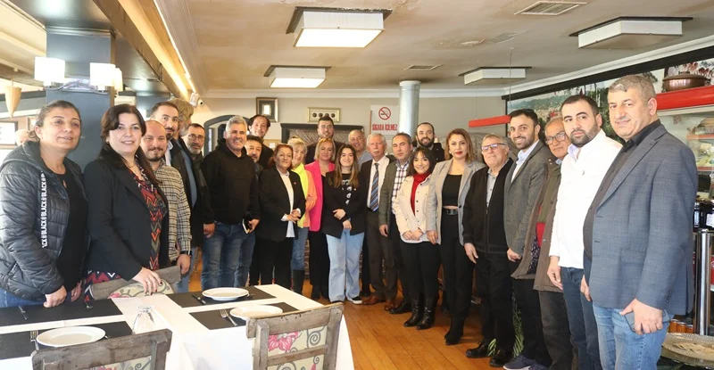 CHP Sarıyer’de Yerel Basınla Tanışma Kahvaltısı