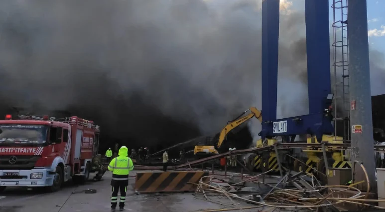 İBB; İskenderun yangını kontrol altında