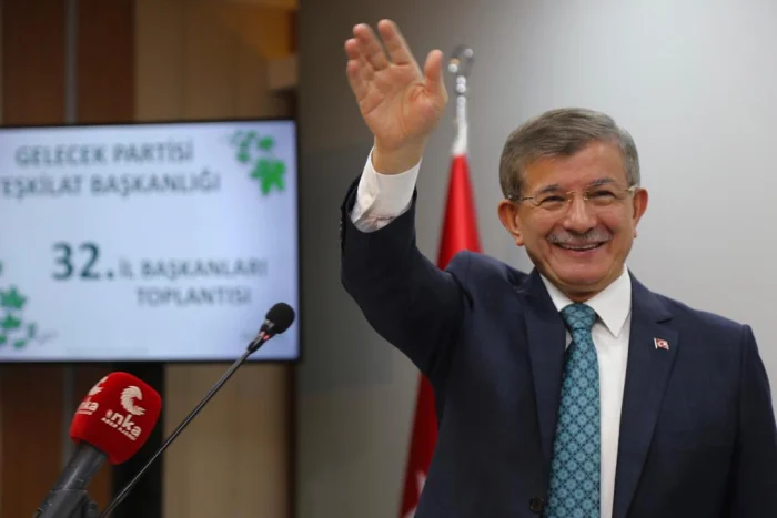 Davutoğlu’ndan Beştepe’ye sert mesajlar.