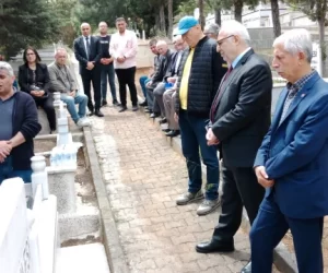 Efsane Başkan Ali Yılmaz’ı Kabristanda andık.