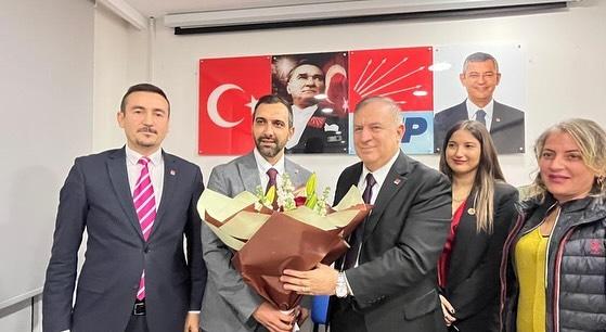 Emir Salman Ve Yönetimi CHP katıldı.