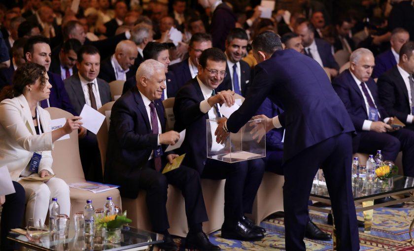 MARMARA BELEDİYELER BİRLİĞİ BAŞKANINI SEÇTİ