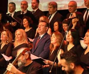 BİZLERE ZAFERİ YAŞATAN ÇANAKKALE ŞEHİTLERİMİZİ RAHMETLE ANIYORUZ