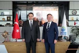 M. OKTAY AKSU. İSTANBUL BOĞAZI BELEDİYELER BİRLİĞİ BAŞKANI SEÇİLDİ